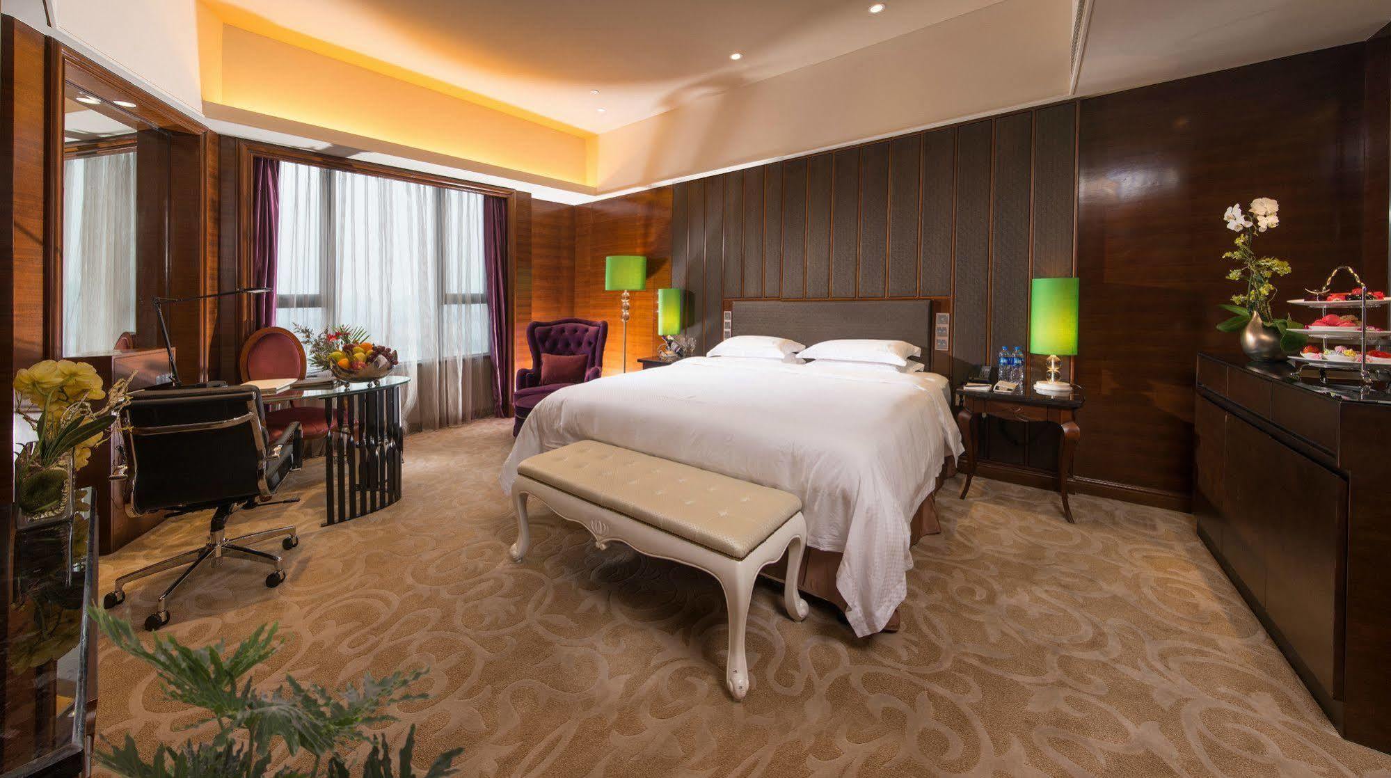 Malachite Hotel Dongguan Dongguan  Exteriör bild